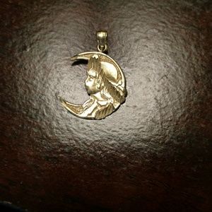 Beautiful 14k gold charm